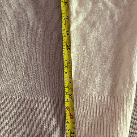 NEIMAN MARCUS COLOR-BLOCK CASHMERE SWEATER - Picture 6 of 9